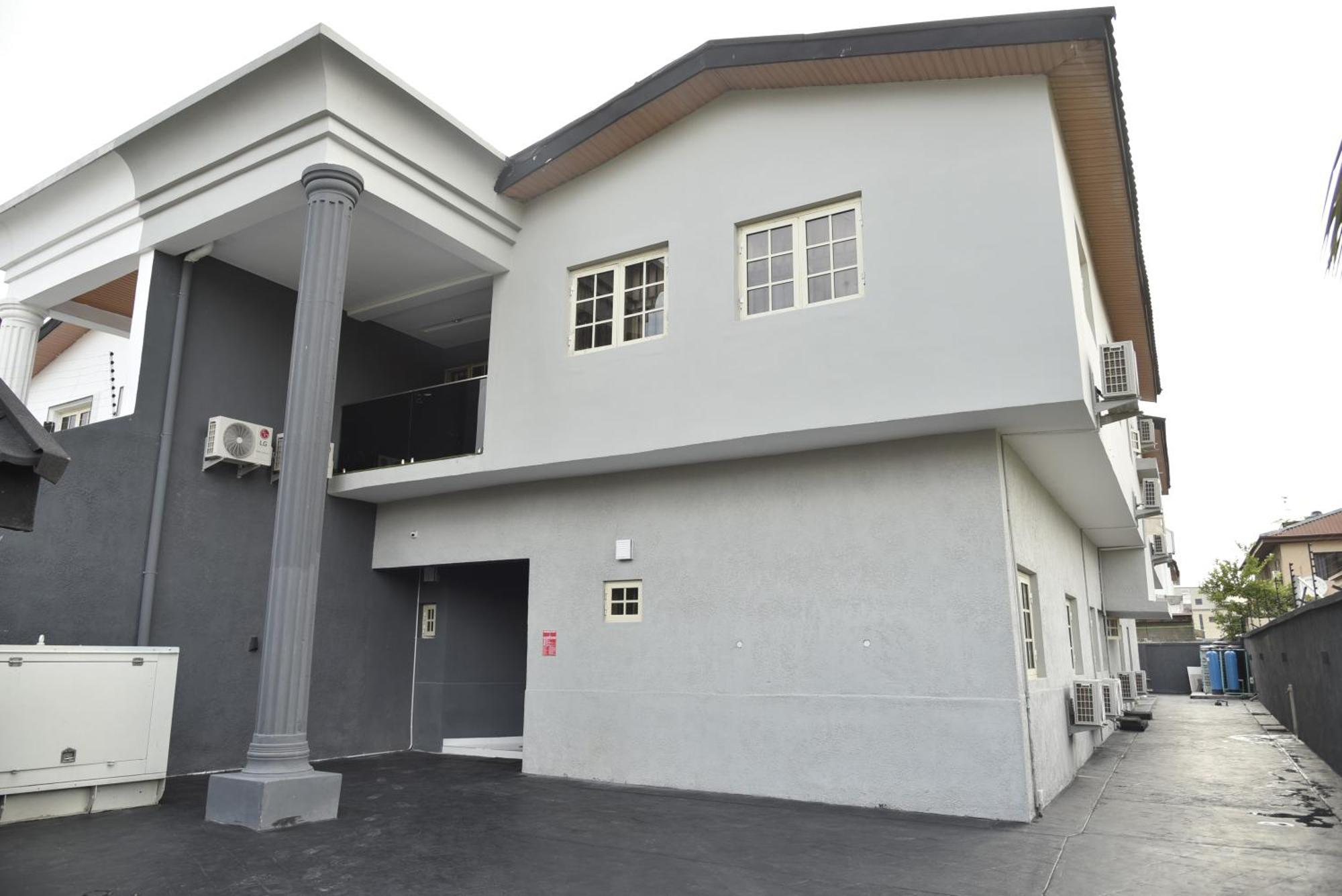Abode Apartments Lagos Luaran gambar